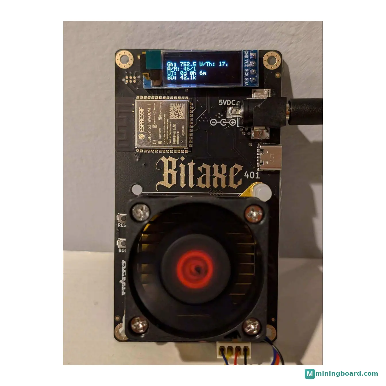 Bitaxe Bitaxe Max mining rig